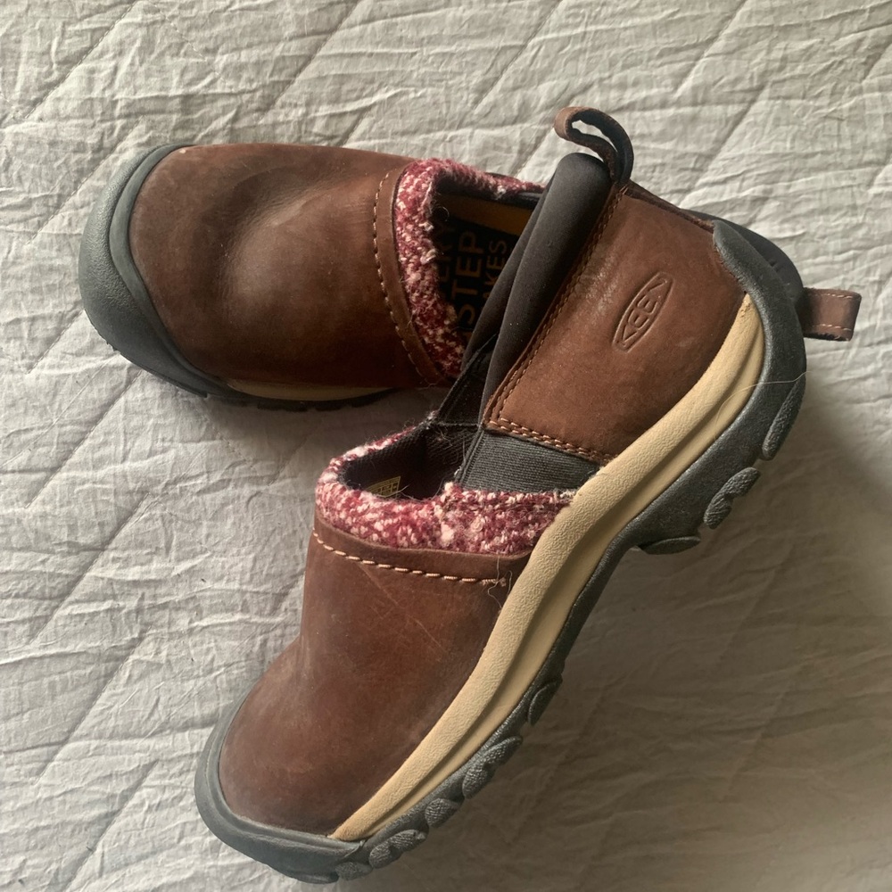 Keen Brown and Gray Mules Moccasin-Style Comfort